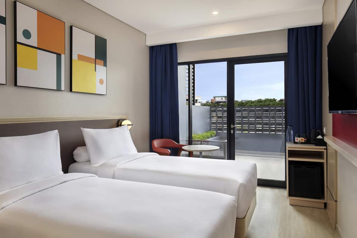 Standard Room, 2 Twin Beds, Balcony | In-room safe, desk, laptop workspace, blackout drapes