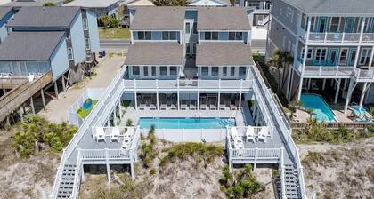 Oceanfront Oasis Sleeps 48! Golf Carts Heated pool
