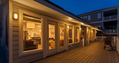 Oceanfront Oasis Sleeps 48! Golf Carts Heated pool