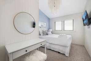12 bedrooms, iron/ironing board, WiFi, bed sheets