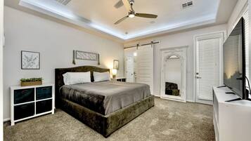 4 bedrooms, WiFi, bed sheets