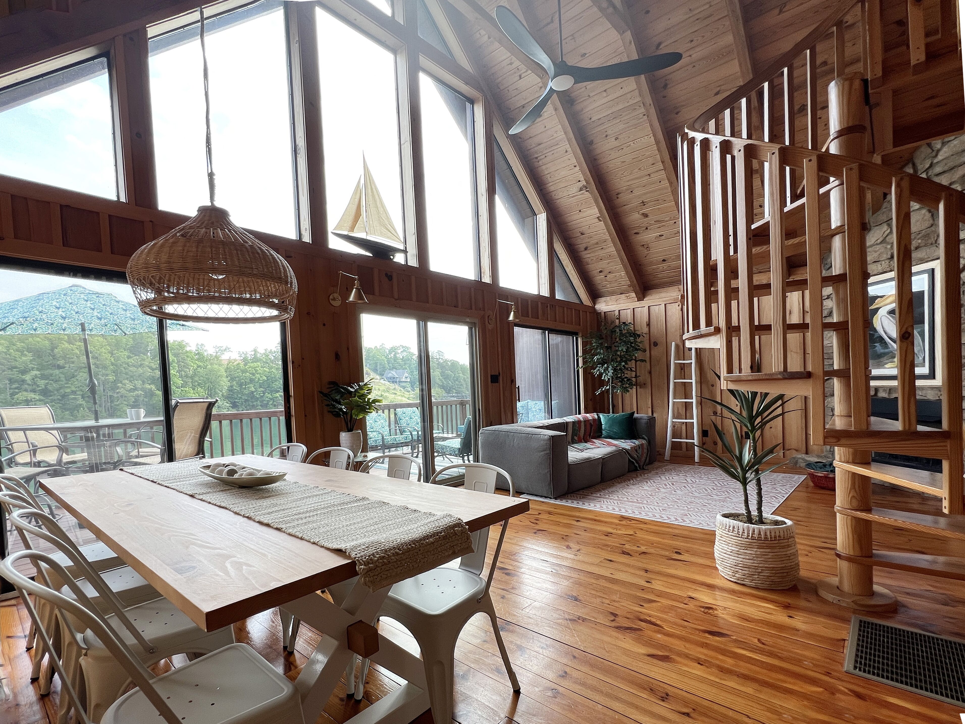 THREE-LEVEL LAKEFRONT DESIGNER CHALET: ONLY 9 MILES FROM CLEMSON!