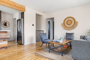 Interior - Modern 3 bed/2 bath in Park Hill (Denver)
