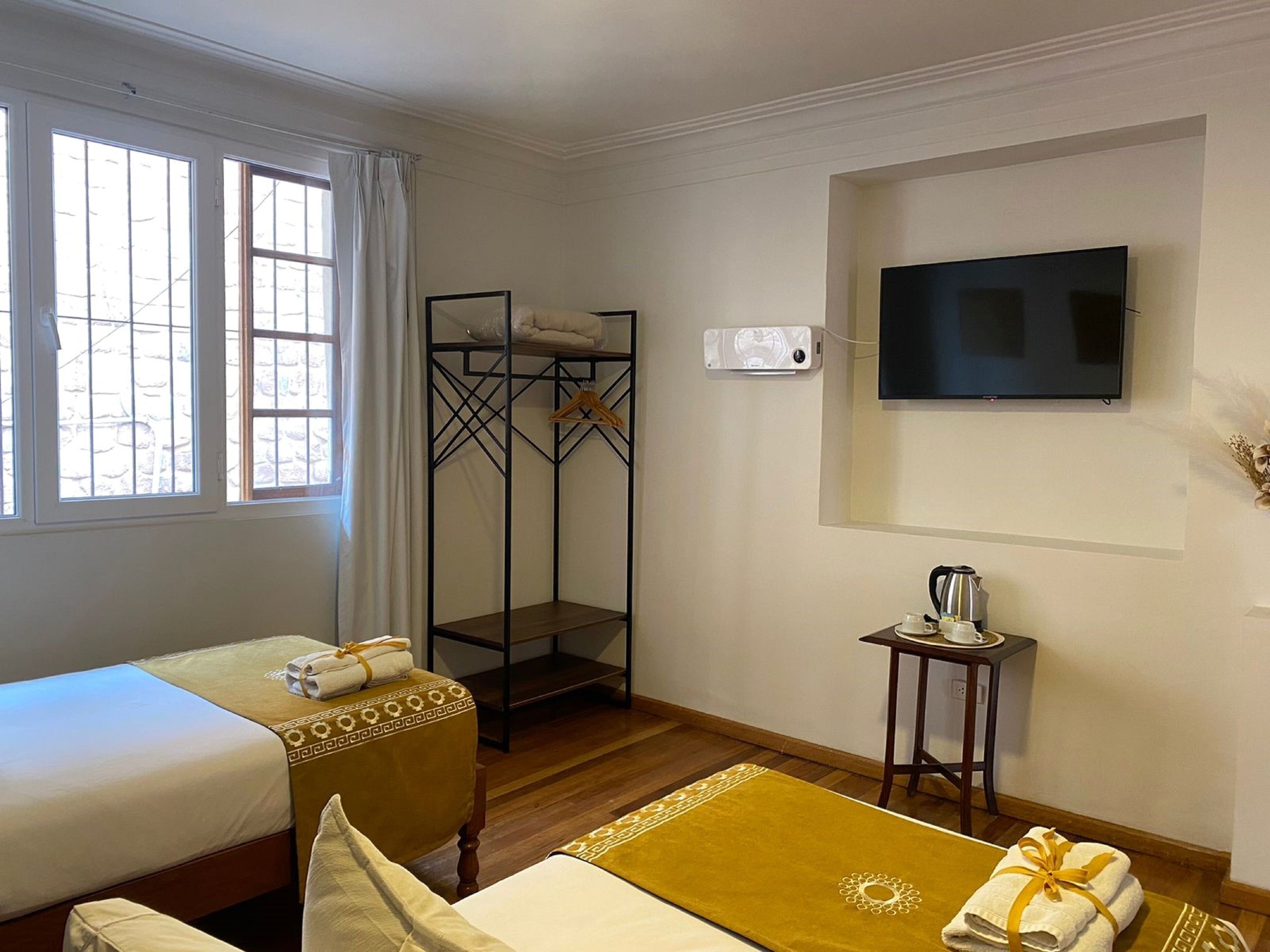 Photo - Katari at Plaza de Armas Cusco