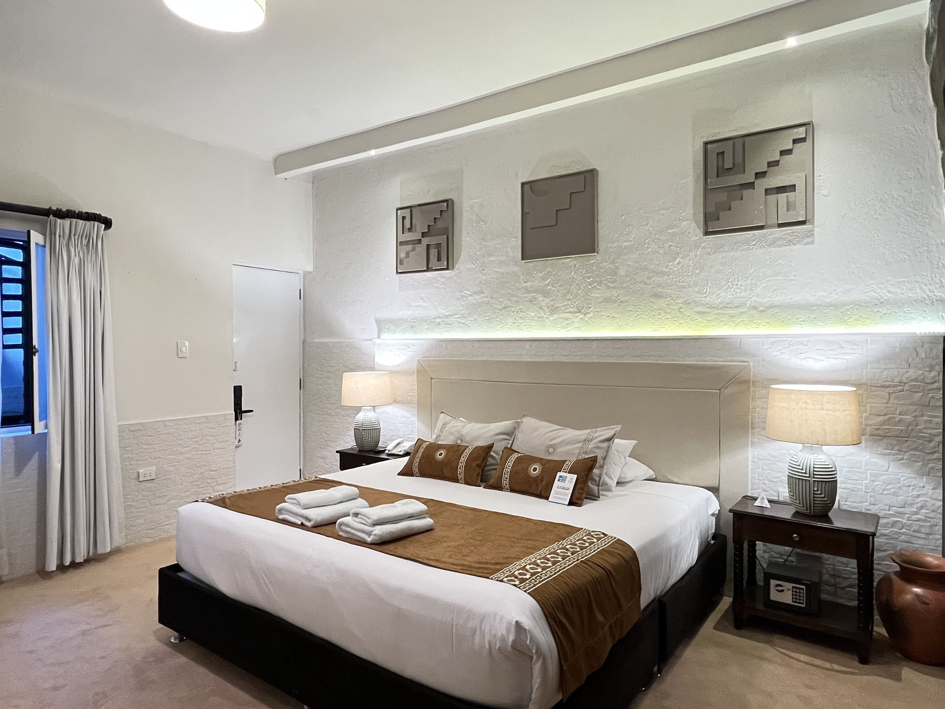 Photo - Katari at Plaza de Armas Cusco