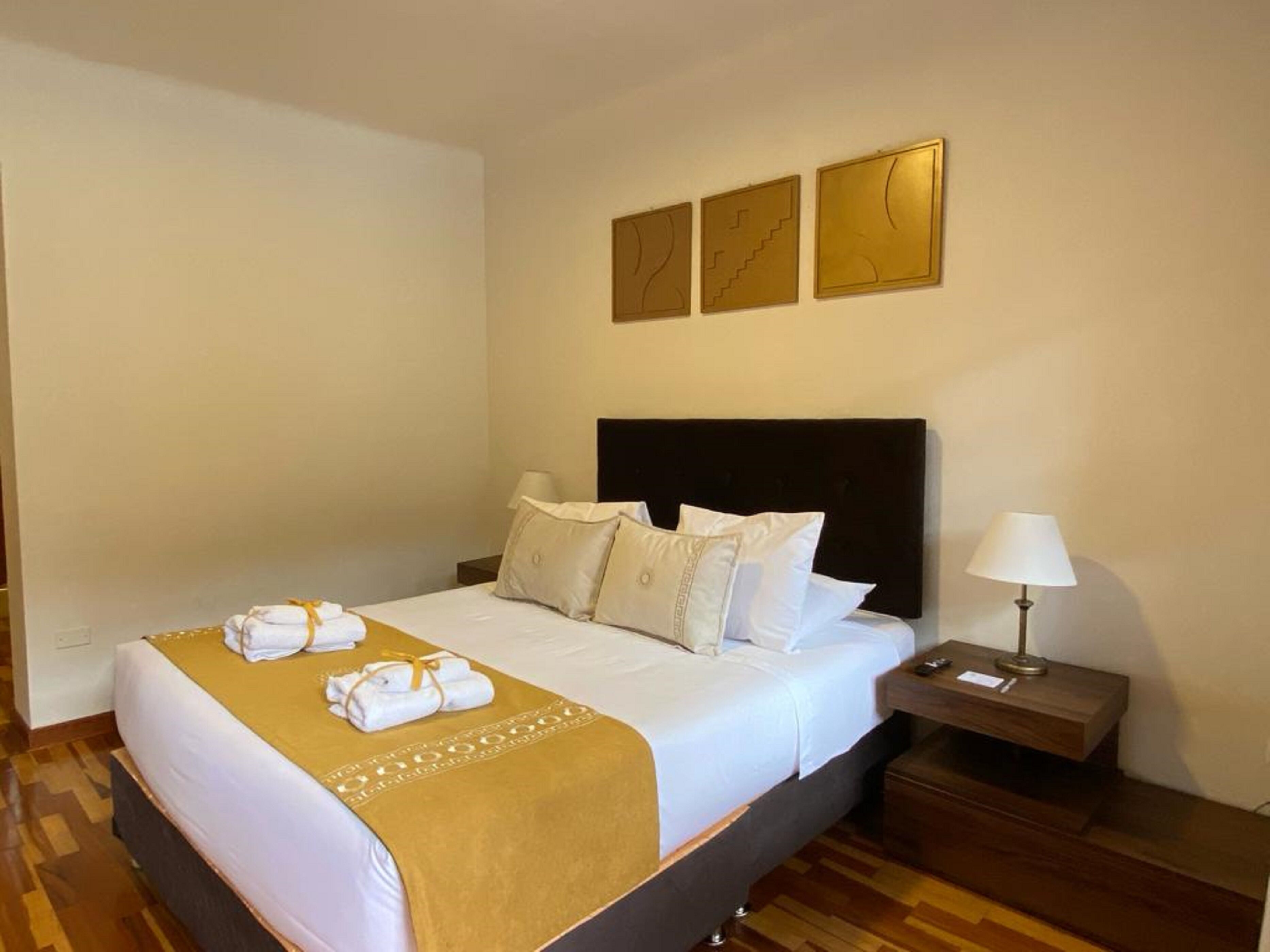 Photo - Katari at Plaza de Armas Cusco