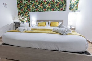 2 bedrooms, desk, iron/ironing board, travel crib - Al Castello-Independent house- Holiday home in Catania (Catania)