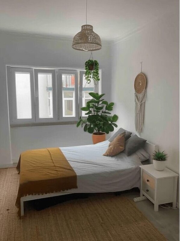 3 bedrooms, free WiFi, bed sheets