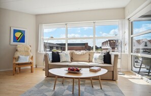 TV, stereo - 2 bedroom nice apartment in Fanø (Fanø)