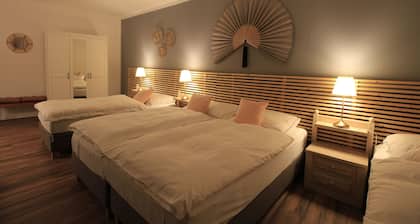 Asia Dreieck Pension Zimmer