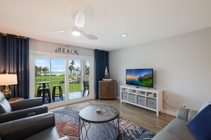 TV, DVD player, books, video library - Beachfront Bliss: 2/2 with Stunning Gulf Views! (Longboat Key)