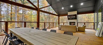 Luxury Creek Cabin w/ Slide, Hot Tub & Fire Pit