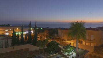 Executive Villa, Multiple Beds, Ensuite, Beach View | Beach/ocean view