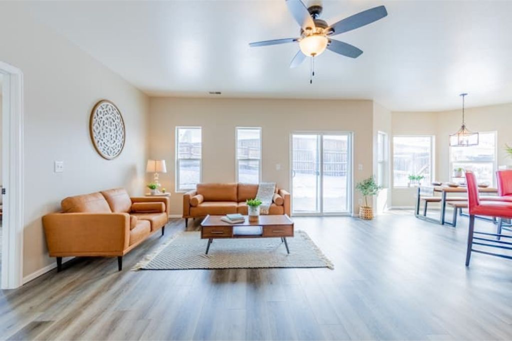 Lovely, spacious 3 bedroom duplex