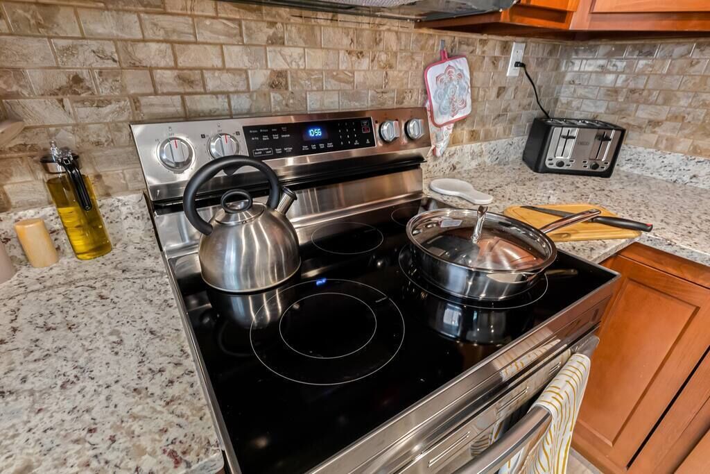 Comfy Family-Friendly & Centrally-Located Getaway