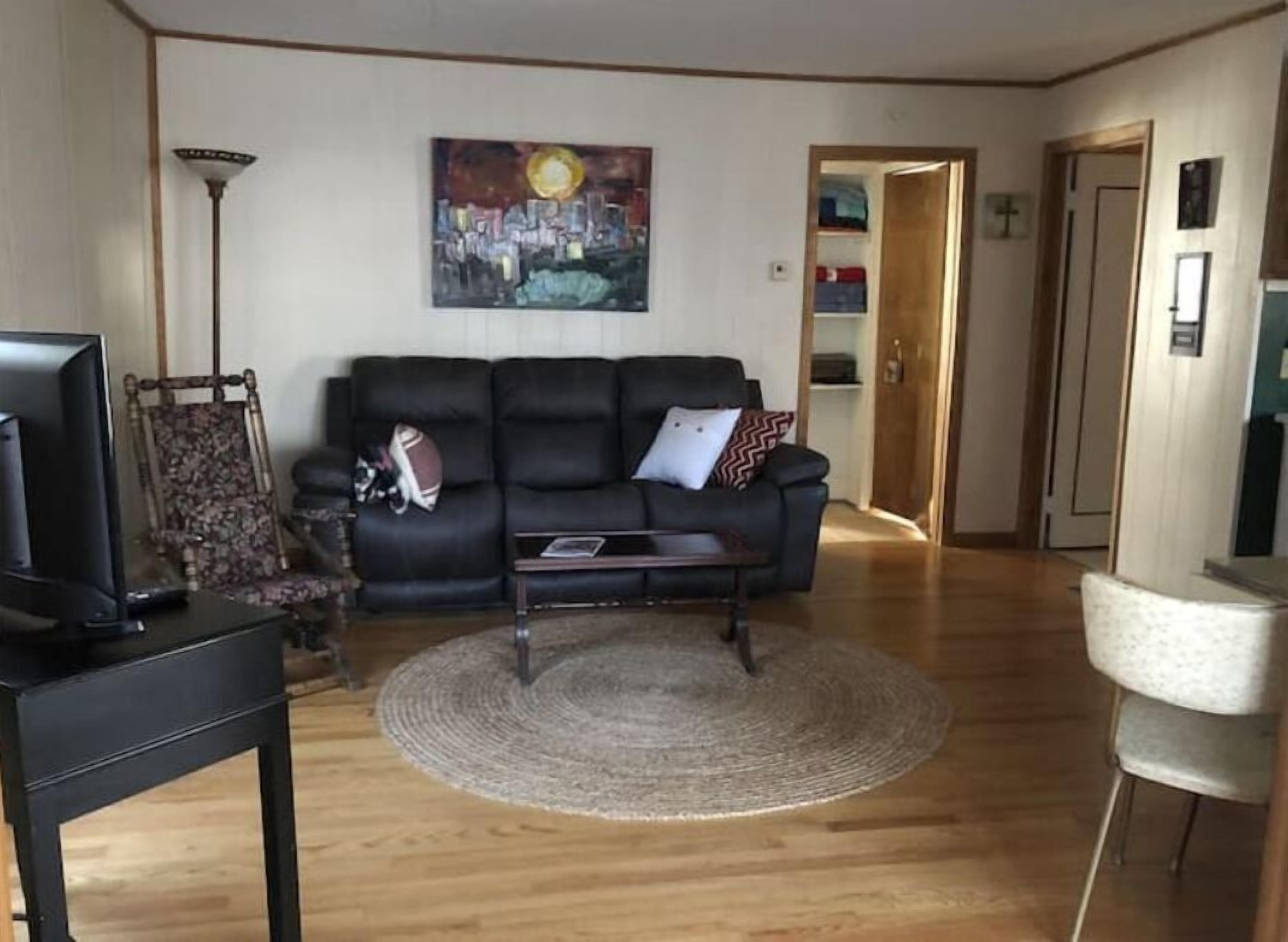 Mimi's Place at Indian Lake