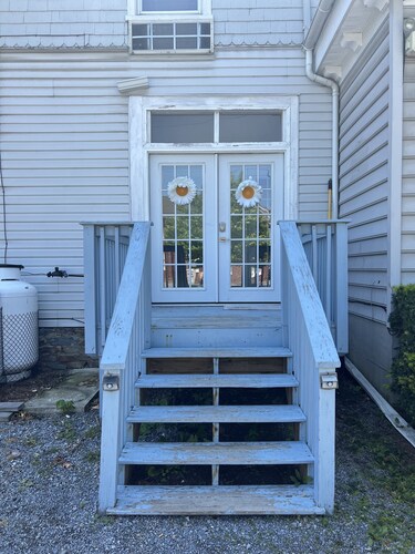 Eddies Place LLC
