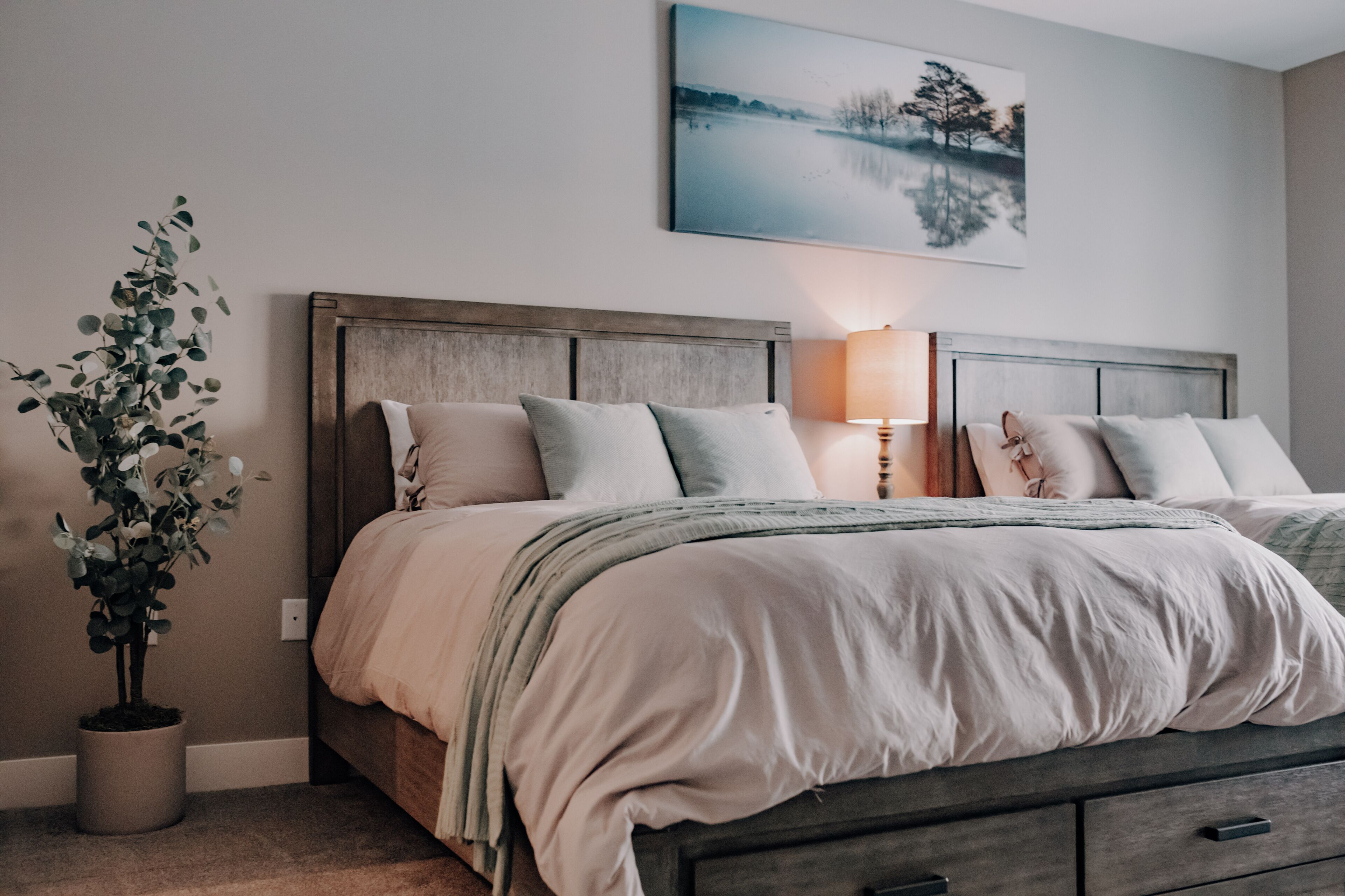 Luxury Waterfront 2BR w/ King Suite