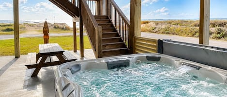 Baignoire à remous extérieure