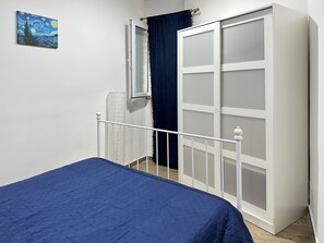 1 bedroom, iron/ironing board, WiFi, bed sheets - Palermo Center - The Pastels of Van Gogh (Palermo)