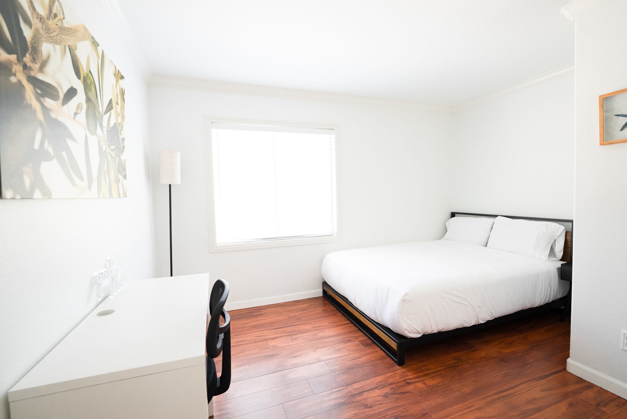 Luxe Resort Style Home Stunning 8 Beds with Pool