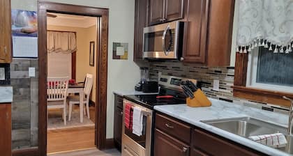 Oak Street Retreat