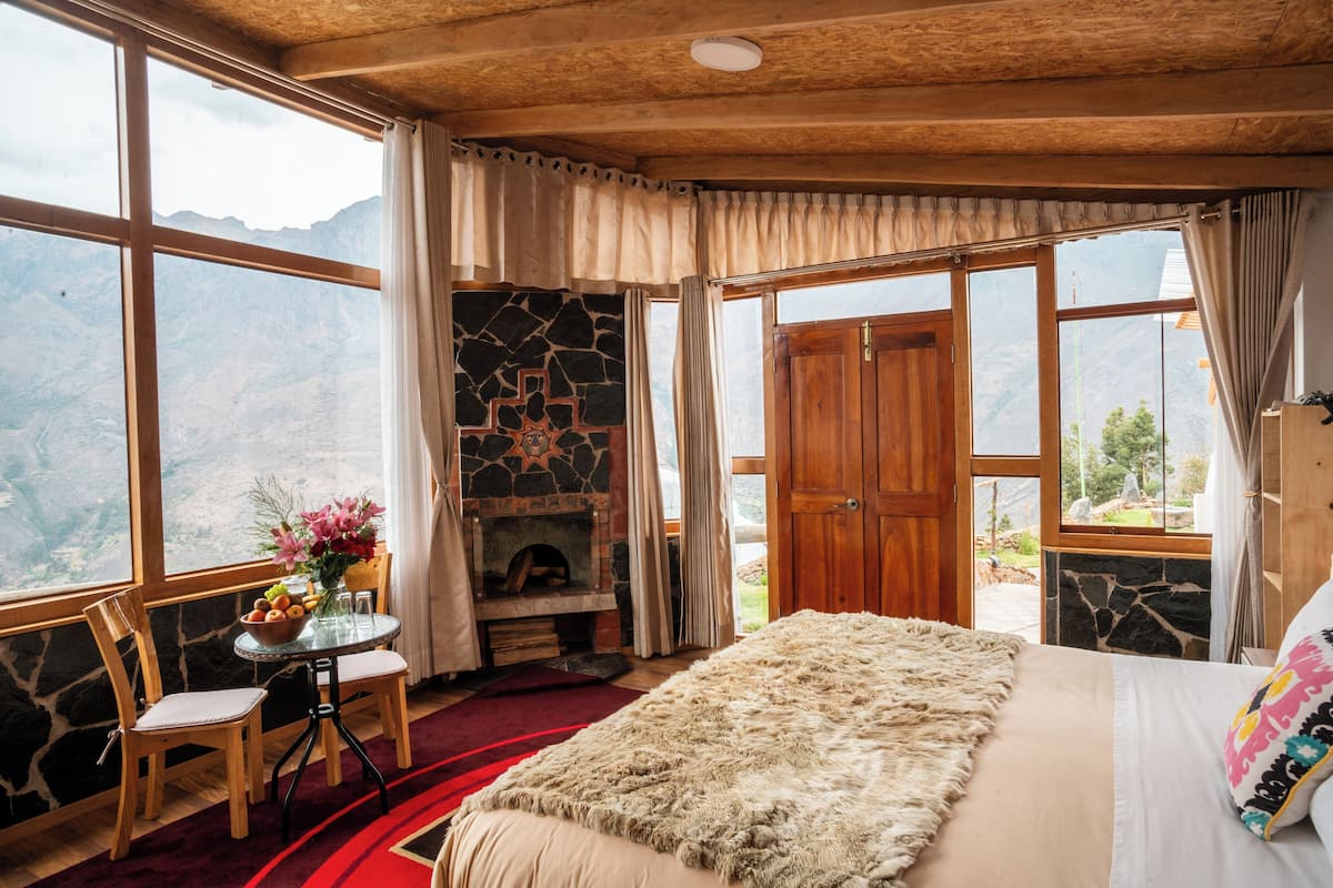 Grand suite, 1 kingsize bed, bubbelbad, uitzicht op vallei | 1 slaapkamer, luxe beddengoed, donzen dekbedden, individueel gedecoreerd
