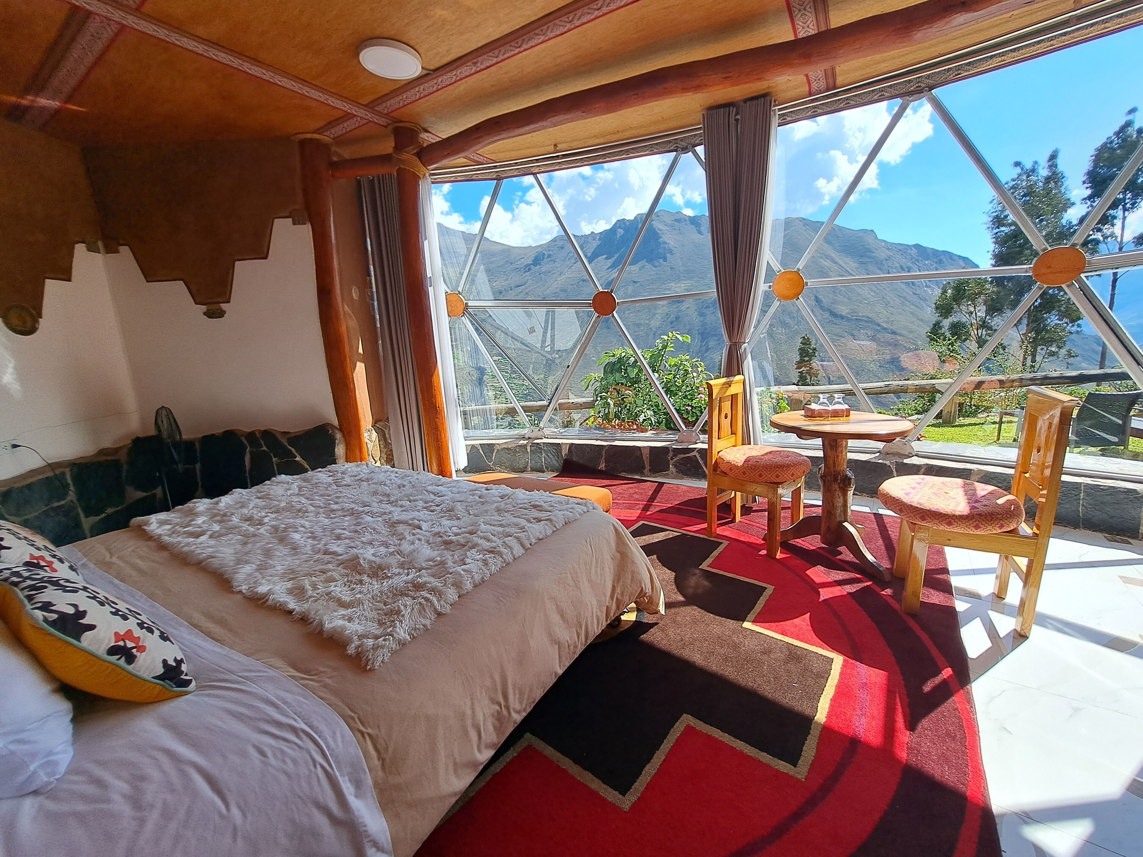 Royal suite, 1 kingsize bed, bubbelbad, uitzicht op bergen | Uitzicht op de vallei