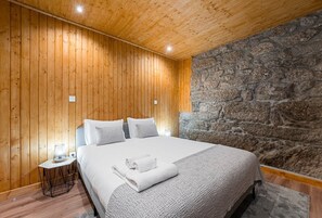 2 bedrooms, desk, Internet, bed sheets - GuestReady - Casas de Fralães 3 (Barcelos)