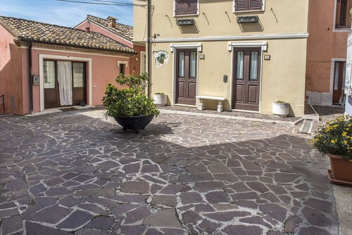 N263 - Numana, delightful heaven-earth in the historic centre