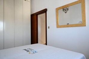 Interior - N263 - Numana, delightful heaven-earth in the historic centre (Numana)
