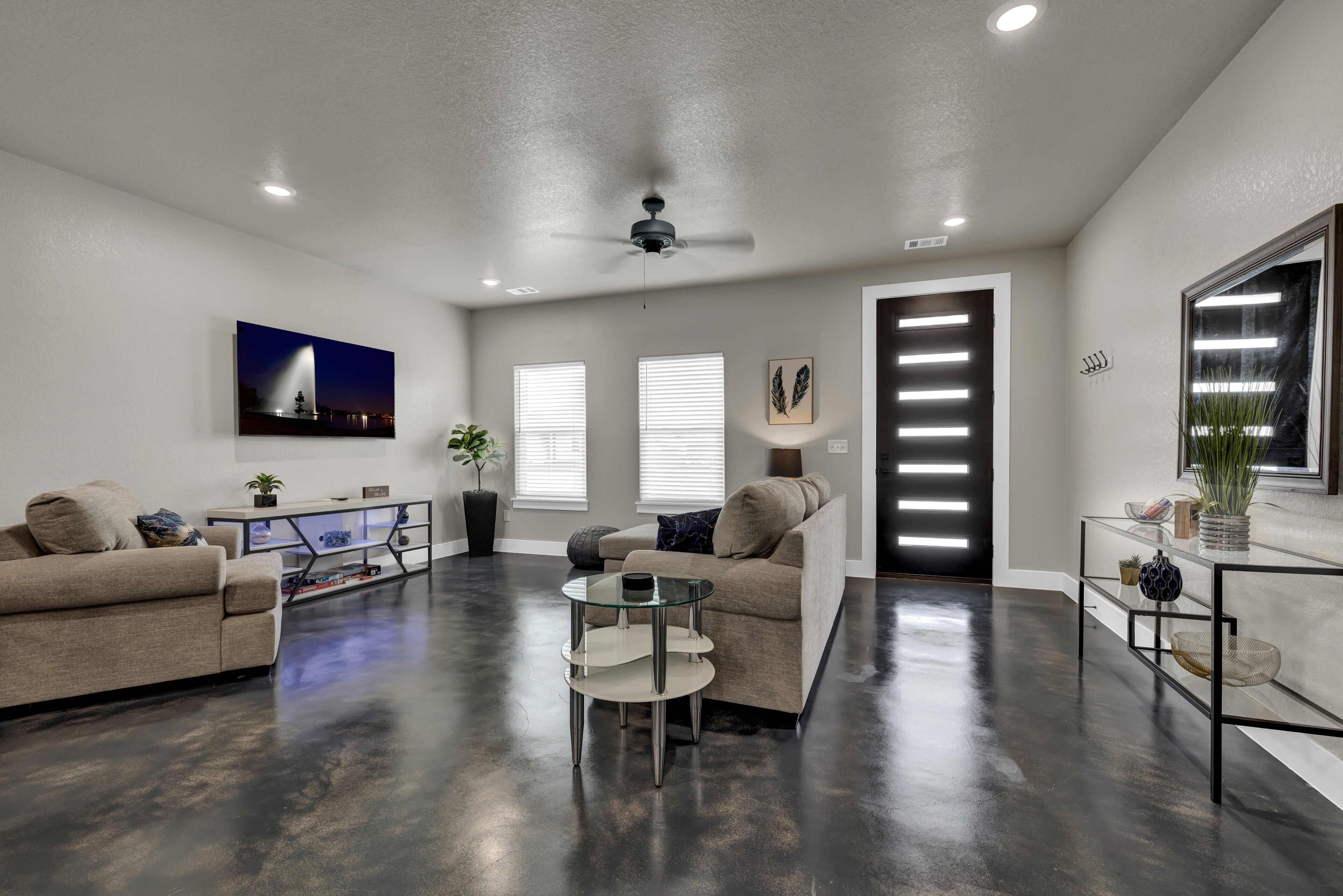 Stunning modern home for unforgettable hill country adventures & relaxation.