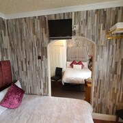 Windsor House Hotel 