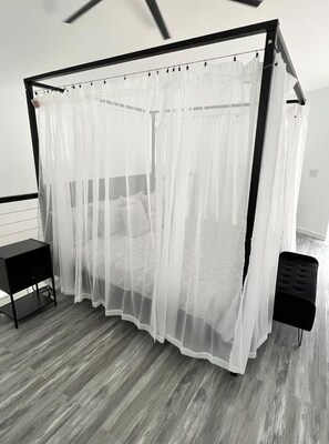 1 bedroom, free WiFi, bed sheets