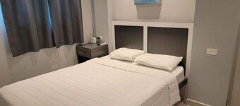 SUITE 203 - 2 PEOPLE