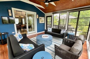 Smart TV, fireplace, ping pong