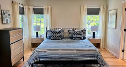 Close to Catamount Ski, Mini Gym, Pool, Big Views!