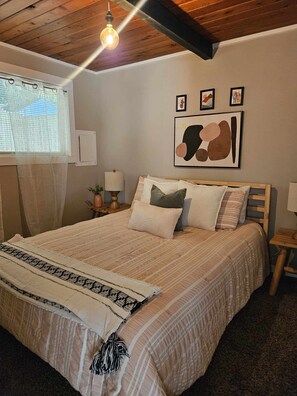 2 bedrooms, iron/ironing board, travel crib, free WiFi