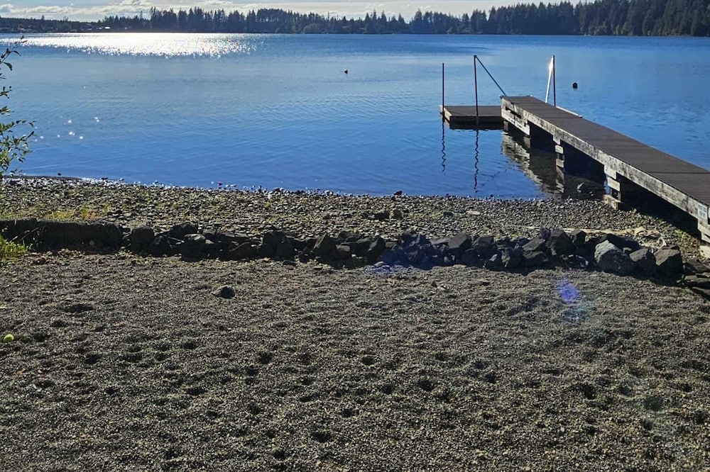 Sunset Cabin on Lake Nahwatzel