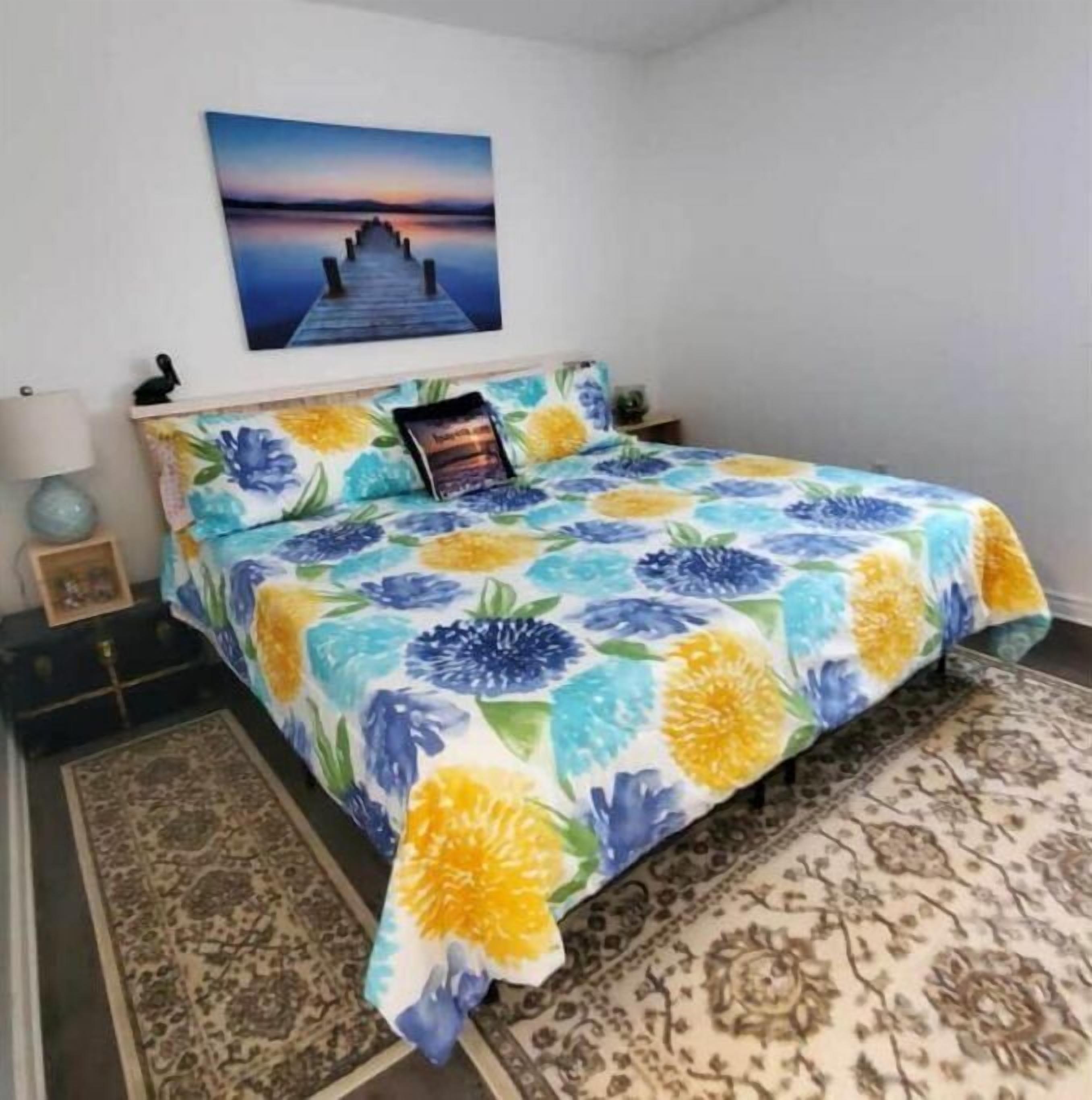 Lambton Shores Historic Charmer!