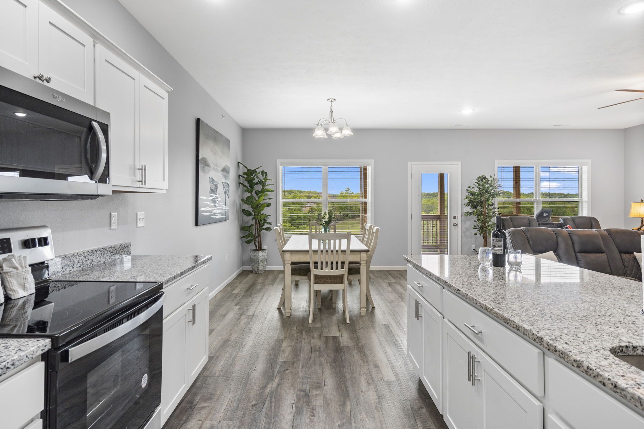 Stonebridge Open Bright Floorplan, Golf Course, Pools, Upgraded Decor