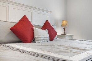 3 habitaciones, tabla de planchar con plancha y wifi gratis 