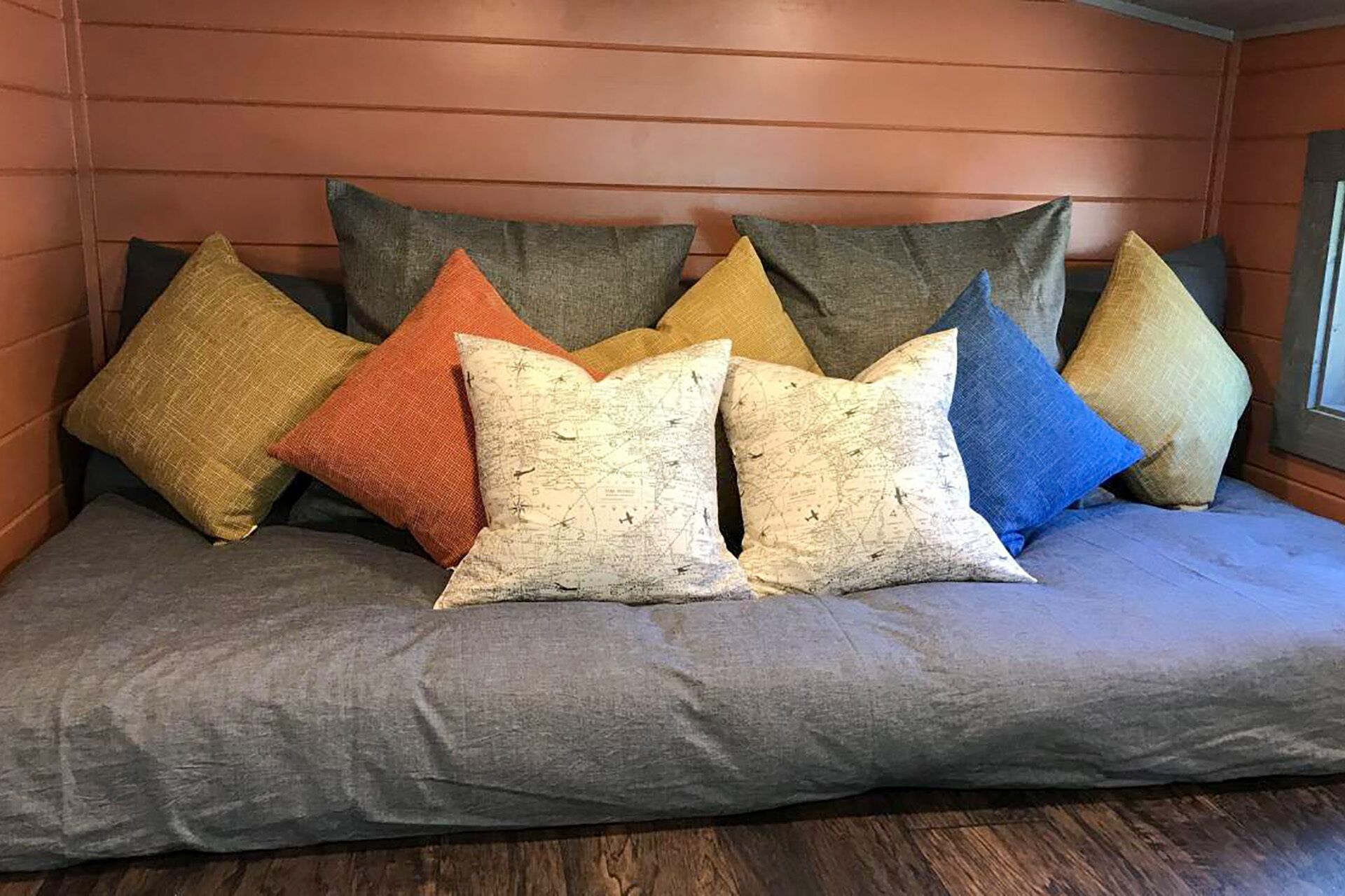 Osprey Tiny Home! Dog Friendly! Close to Beaches! Explore the Oregon coast!