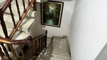 Handrails in stairways