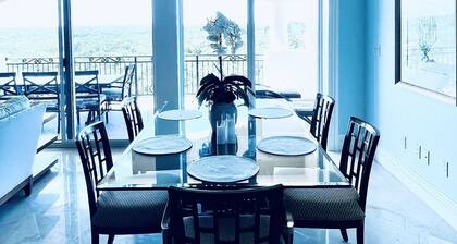 Beautiful 3 Bedroom Villa with Beautiful Sunsets n 5th Floor