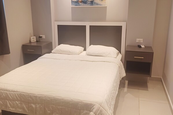 1 bedroom, in-room safe, free WiFi, bed sheets