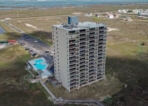 Exterior - Ocean View, Shared Pool/Hot Tub, Boardwalk to Beach (Port Aransas)
