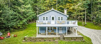 Modern Chalet w/ Serene Views and Jacuzzi Hot Tub- 15 Minutes to Okemo Mountain