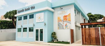 SUITE 101 - 4 PEOPLE (ADA COMPLIANT)