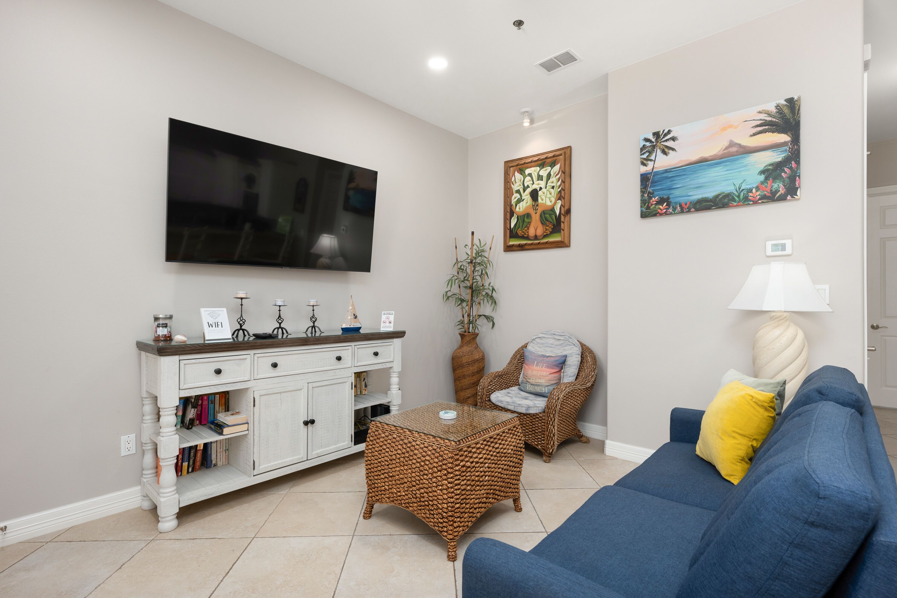 Welcoming Swordfish Condo w/ AC + Hot Tub